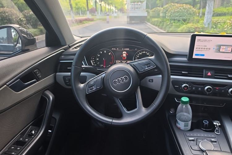 Used Audi A4L 2019 40 TFSI Fashion Edition China VI Emission Standard
