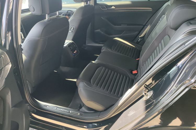 Used Volkswagen Magotan 2020 330TSI DSG Leading Model
