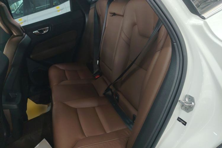 Used Volvo XC60 2022 B5 4x4 Zhiyi Luxury Edition