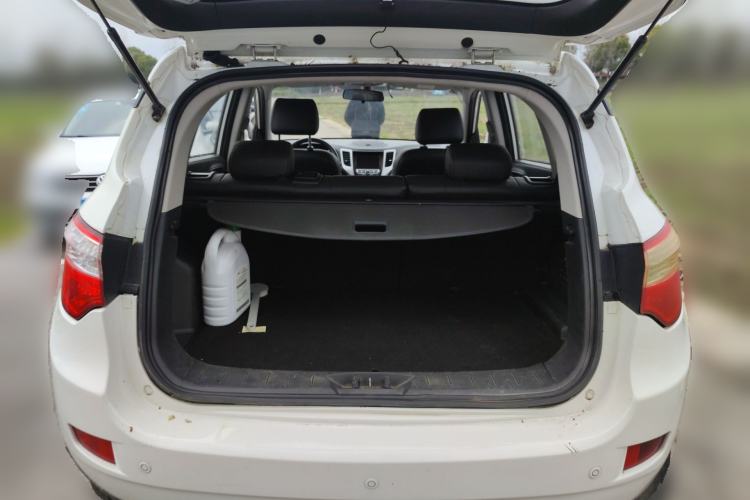 Used CHANGAN CS35 2015 1.6L Manual Luxury Model China IV Standard
