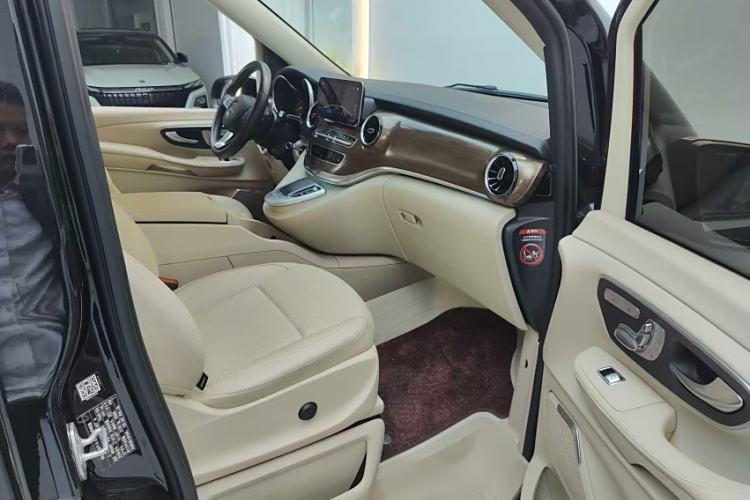 Used Mercedes-Benz V-Class 2021 V 260 Prestige Edition