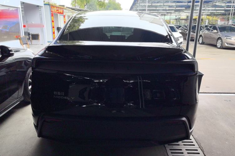 Used Tesla Model Y 2026 Rear-Drive Model