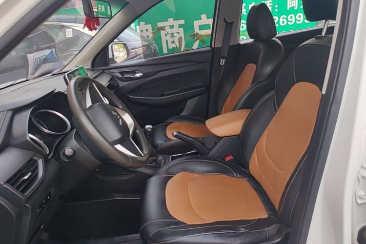 Used Wuling Hongguang S3 2019 Automatic Clutch Version 1.5L Manual Comfort Model China V Standard
