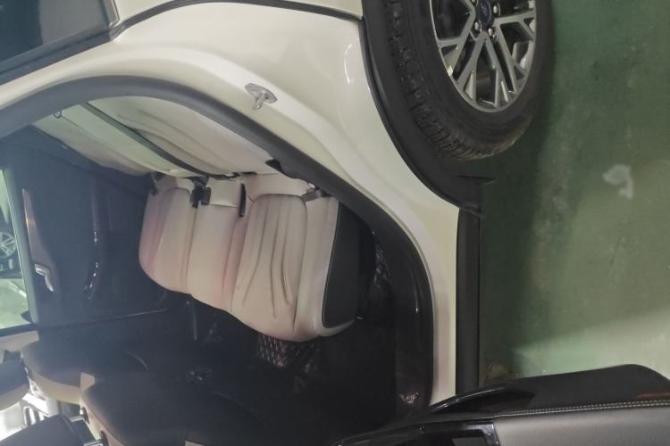 Used Ford Escape 2020 EcoBoost 245 Four-Wheel Drive Titanium Edition Interior 1