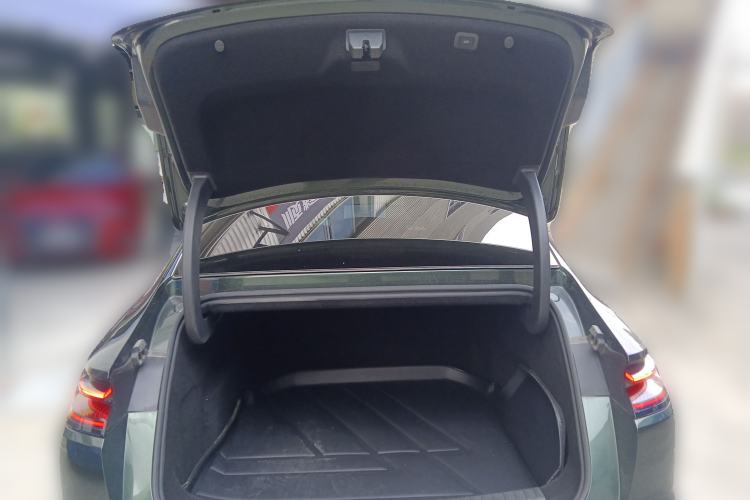 Used Geely Galaxy 8 2025 130km EM-P Starship Edition Trunk