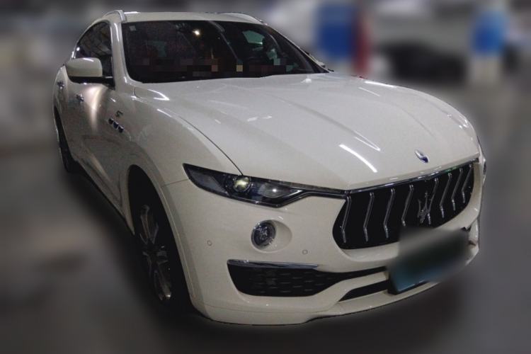 Used Maserati Levante 2022 2.0T GT Sharp Edition Front Right 45 Deg