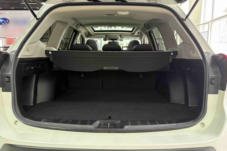 Used Subaru Forester 2019 2.0i Luxury Edition EyeSight Interior 5