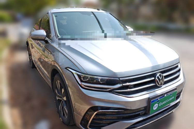 Used Volkswagen Tiguan L 2022 330TSI Automatic Two-Wheel Drive R-Line Enhanced Edition Front Right 45 Deg