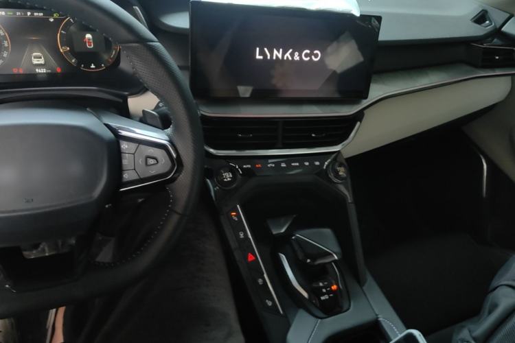 Used Lynk & Co 06 2023 Remix 1.5T Shero
