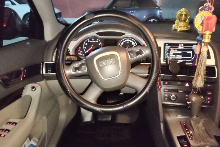 Used Audi A6L 2011 2.0 TFSI Automatic Standard Edition Steering Wheel