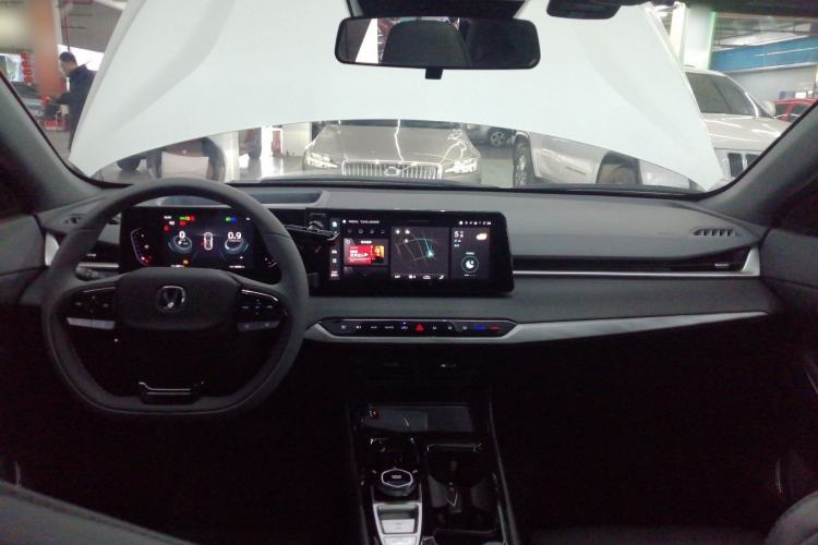 Used Changan Ruicheng PLUS 2023 1.5T DCT Navigation Edition
