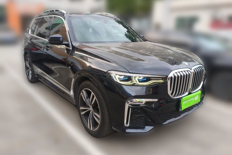 Used BMW X7 2019 xDrive40i Luxury M Sport Package Front Right 45 Deg