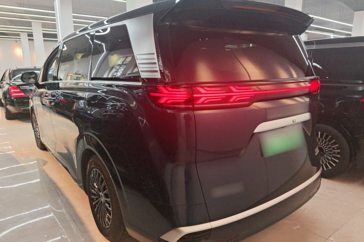 Used Denza D9 2022 DM-i 970 Four-Wheel Drive Flagship Model