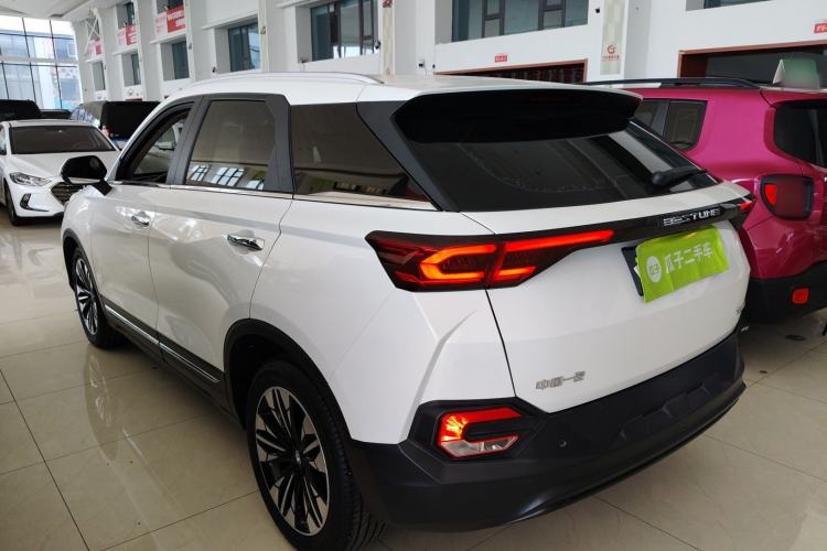 Used Bestune T77 2019 Facelift 230 TID Automatic Luxury Version China V Emission Standard
