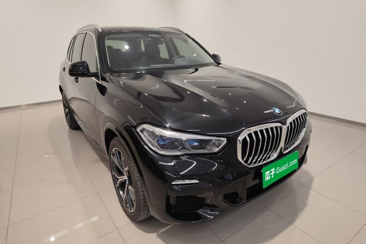 Used BMW X5 2019 xDrive40i Luxury Model with M Sport Package