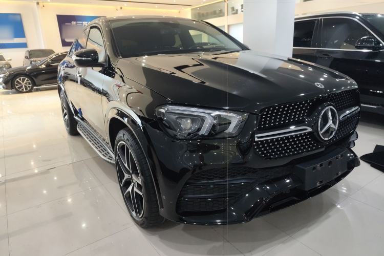 Used Mercedes-Benz GLE New Energy 2021 GLE 350 e 4MATIC Coupe SUV Front Right 45 Deg