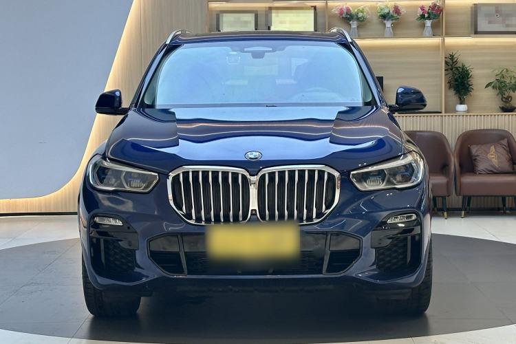 Used BMW X5 2019 xDrive40i Luxury Model with M Sport Package
