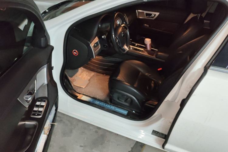 Used Jaguar XF 2013 XF 2.0T Luxury Edition