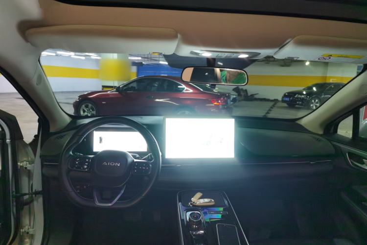 Used AION S Plus 2022 70 Intelligent Edition Center Console