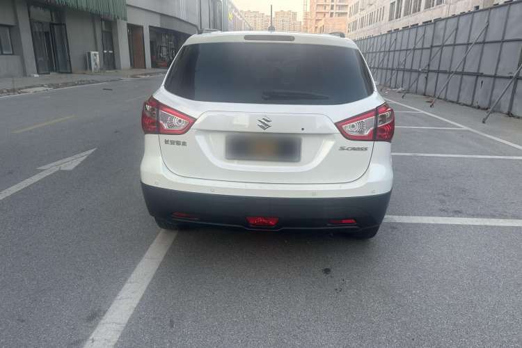 Used Suzuki S-Cross 2015 1.6L CVT Two-Wheel Drive Entry-Level Trim