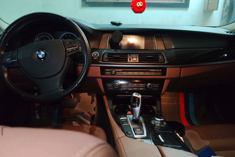 Used BMW 5 Series 2014 520i Elegant Edition