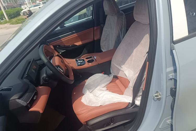 Used Geely Galaxy L6 2025 EM-i 140km Explorer+ Edition
