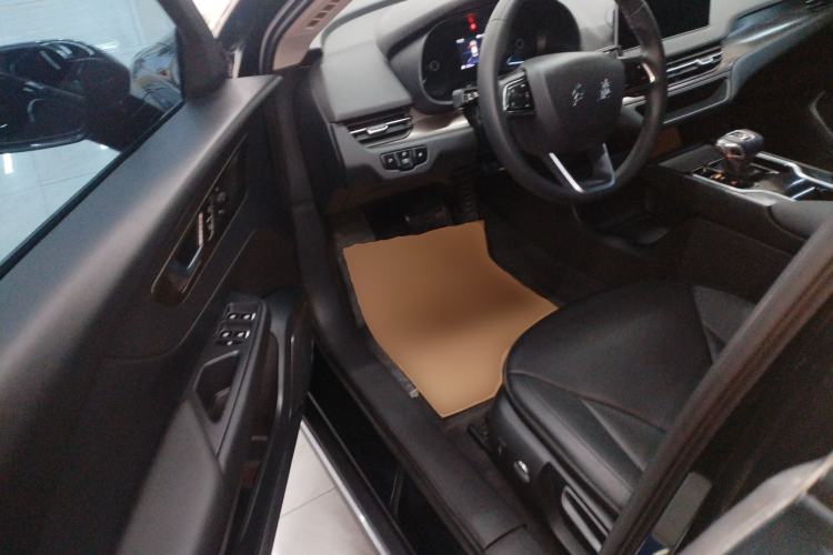 Used Hongqi E-QM5 2021 Charging T3 Version 5 Seats