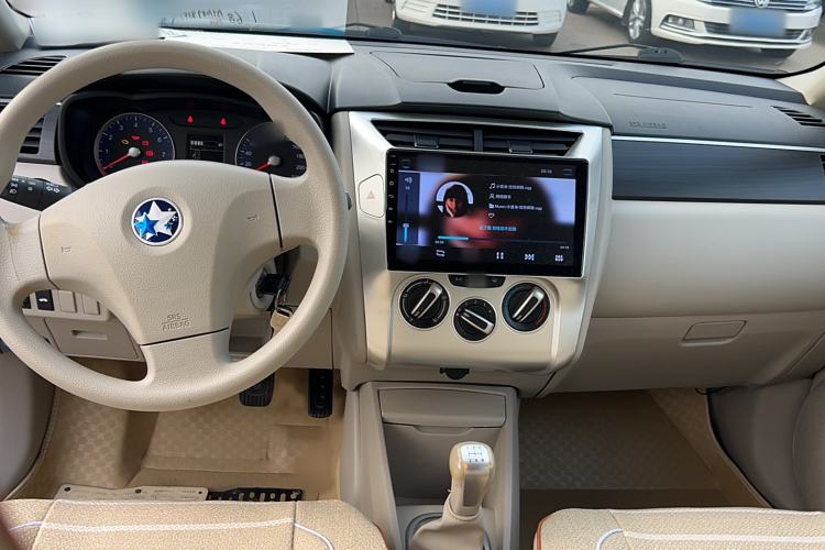 Used Venucia D50 2015 1.6L Manual Fashion Edition