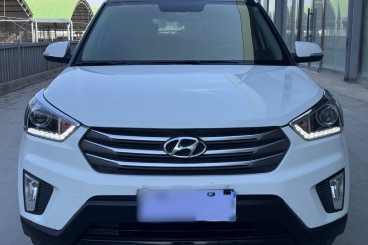 Used Hyundai ix25 2015 2.0L Automatic Two-Wheel Drive Intelligent GLS Exterior 1