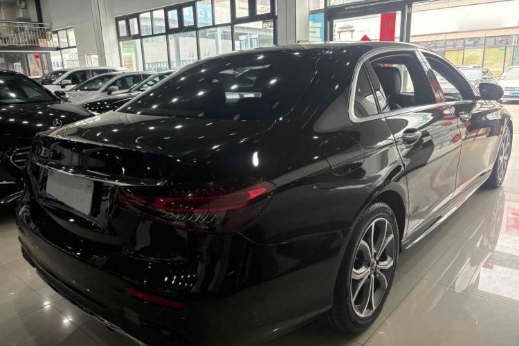 Used Mercedes-Benz E-Class 2021 Restyled E 300 L Sporty and Stylish Edition Exterior 5