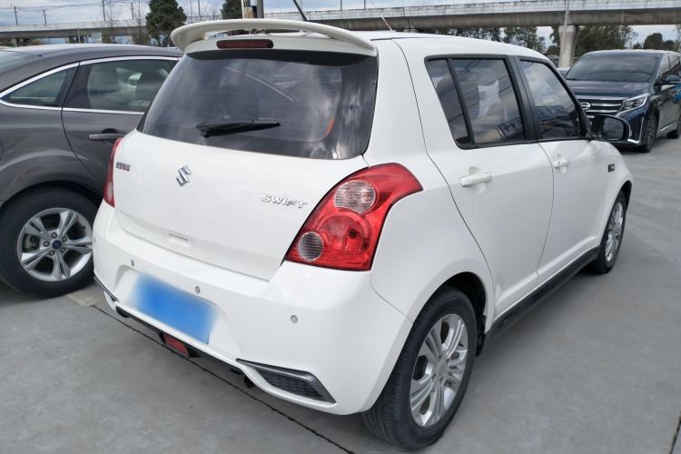 Used Suzuki Swift 2016 1.5L Manual Fashion Model
