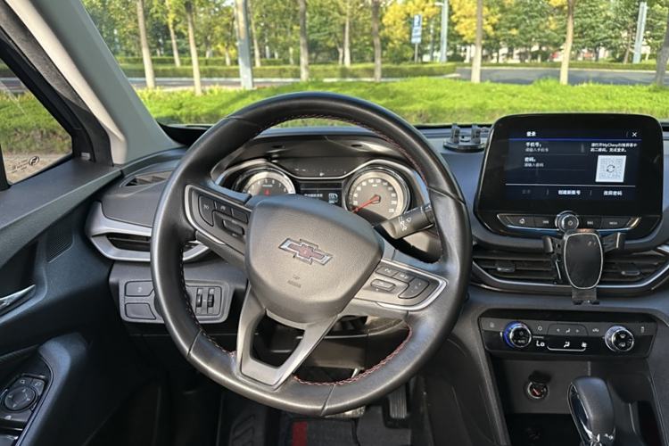 Used Chevrolet Orlando 2020 Light Hybrid Redline 530T Automatic Enjoyment Edition (5+2 Models)