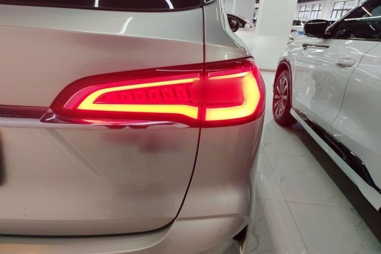 Used Roewe RX5 MAX 2021 Supreme Series 300TGI Automatic Luxury Cabin Edition
