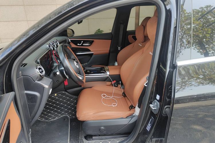 Used Mercedes-Benz GLC 2024 GLC 260 L 4MATIC Luxury Model 5 Seats