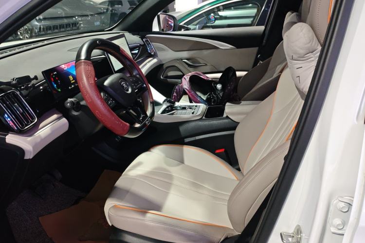 Used BYD Song Pro New Energy 2024 HONOR Edition DM-i 71KM Navigation Model Left Front Seat