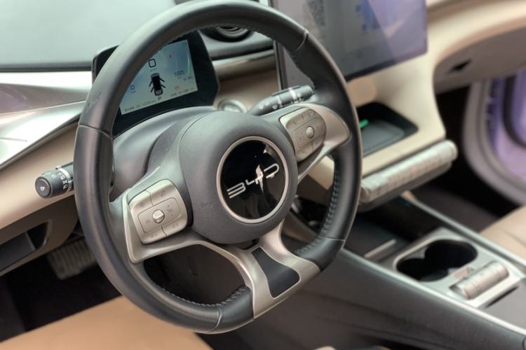 Used BYD Dolphin 2023 420 km Fashion Edition