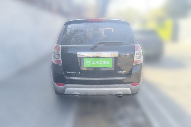 Used Chevrolet Captiva 2012 2.4L 4x4 Flagship Edition 7 Seats