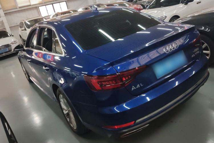 Used Audi A4L 2019 40 TFSI Ambition China VI Rear Left 45 Deg