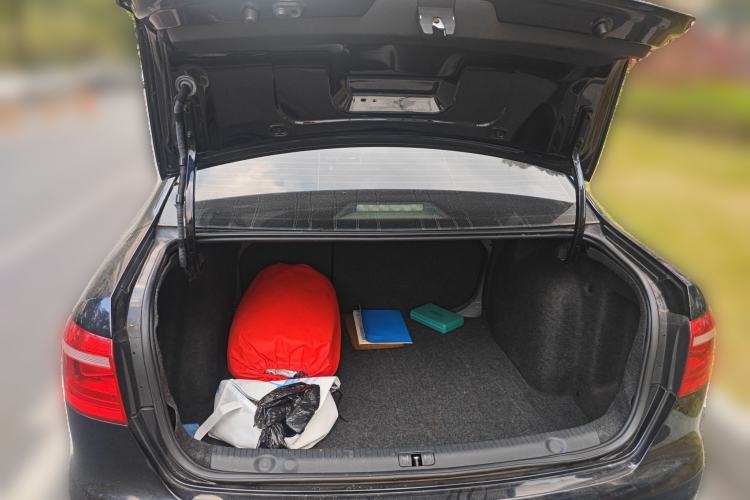 Used Volkswagen Lavida 2013 Restyled Classic 1.6L Automatic Comfort Edition
