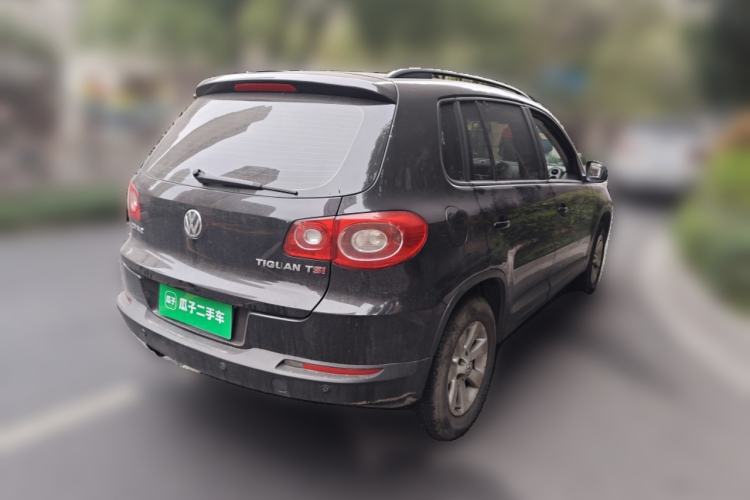 Used Volkswagen Tiguan L 2010 1.8 TSI Automatic Two-Wheel Drive Trend Edition
