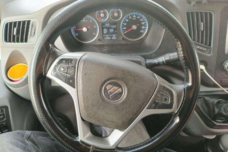 Used Foton Toano 2022 2.5T Manual Jixiang Van Extended Wheelbase Mid-Roof Design Rear Dual Tires 3-Seater D25TCIF1 Steering Wheel