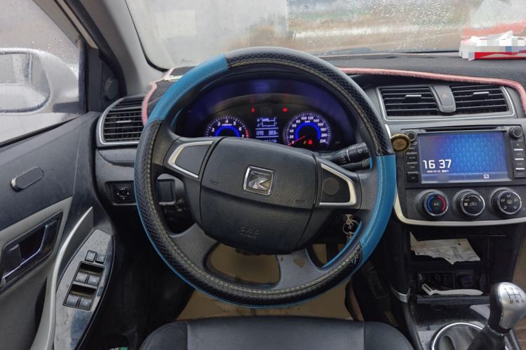 Used Zotye Z300 2016 New Vision 1.5L Manual Gratitude Edition
