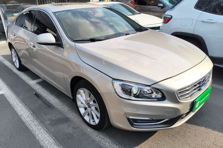 Used Volvo S60 2018 S60L T4 Zhiyuan Edition

