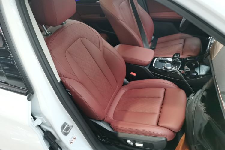 Used BMW X3 2023 xDrive30i Leading Model M Night Edition Package Right Front Seat