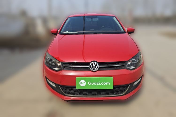 Used Volkswagen Polo 2013 1.4L Manual Fashion Edition Front