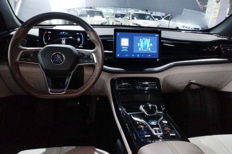 Used BYD Qin PLUS 2024 HONOR Edition DM-i 55KM Leading Model
