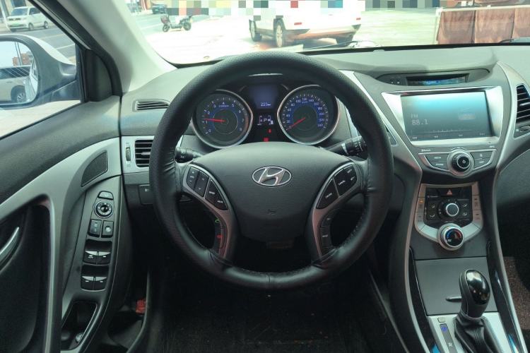 Used Hyundai Elantra (5th Generation / Langdong) 2016 1.6L Automatic Prestige Model