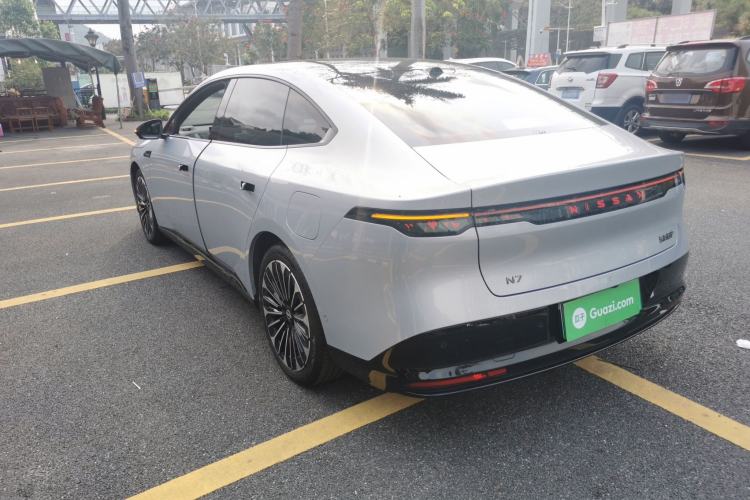 Used Nissan N7 2025 625 Max Rear Left 45 Deg