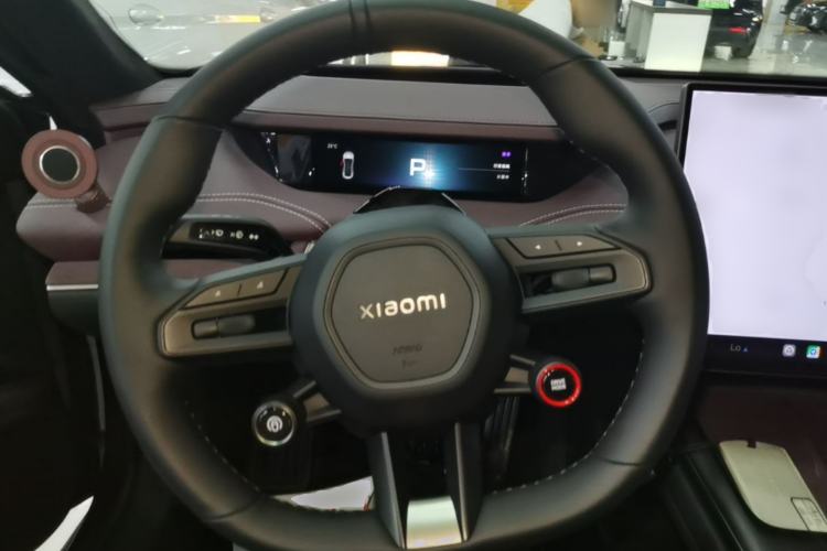 Used Xiaomi Auto SU7 2024 Four-Wheel Drive Ultra-Long Range Advanced Intelligent Driving Max Edition Steering Wheel