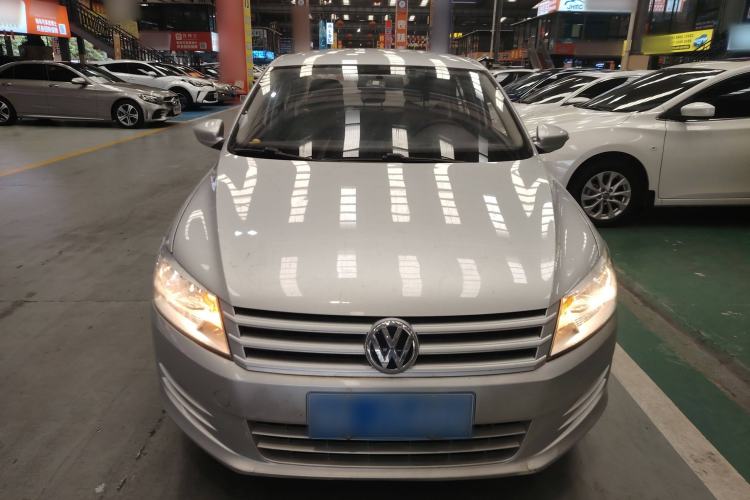 Used Volkswagen Santana 2015 1.6L Manual Fashion Edition Exterior 1